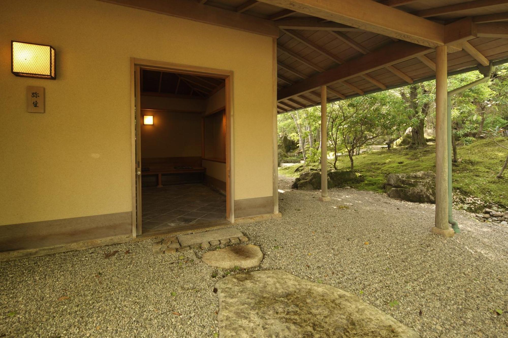 ホテル 旅亭半水盧 雲仙市 エクステリア 写真